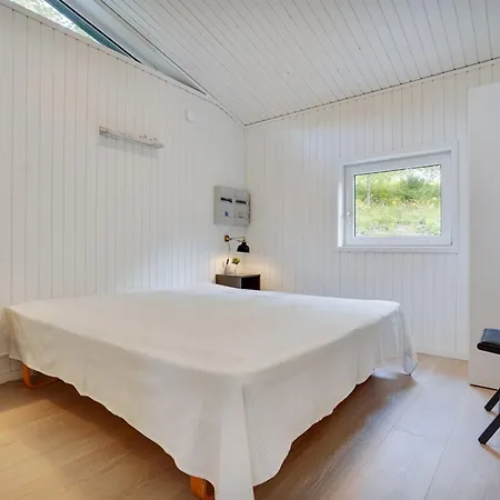 Сasa de vacaciones Bjarki - 800m From The Sea By Interhome