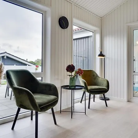 Bjarki - 800m From The Sea By Interhome *